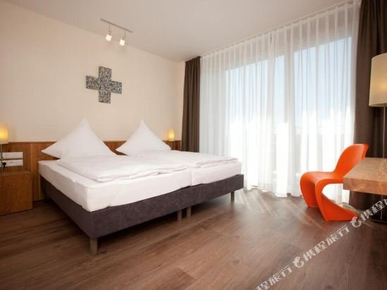 Фото Mainhaus Stadthotel Frankfurt