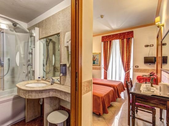 Фото Hotel Giuliana