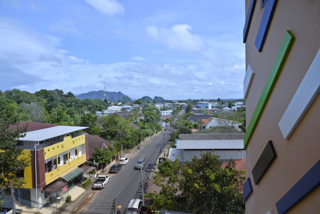 Фото Jingjit Hotel