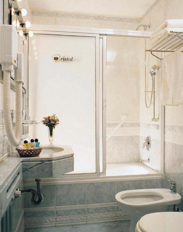 Фото Hotel Bristol