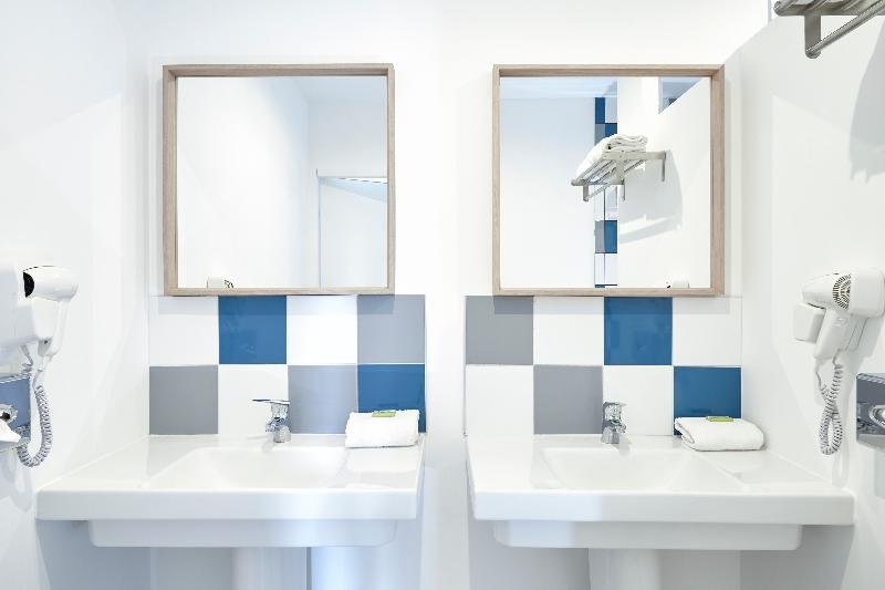 Фото Hotel Amista Marseille