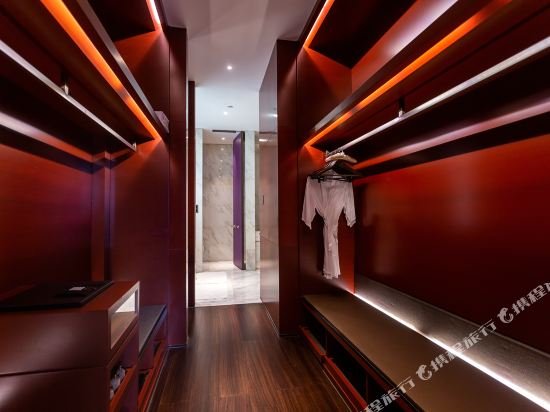 Фото Atour Hotel Dufu's Thatched Cottage Chengdu