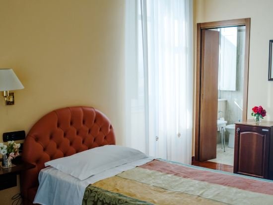 Фото Hotel Villa Traiano