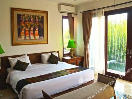 Фото Aqua Bali Villa