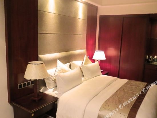 Фото RongJiang hotel