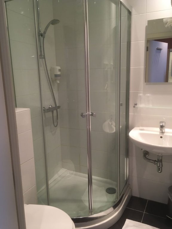 Фото Hotel Du Commerce