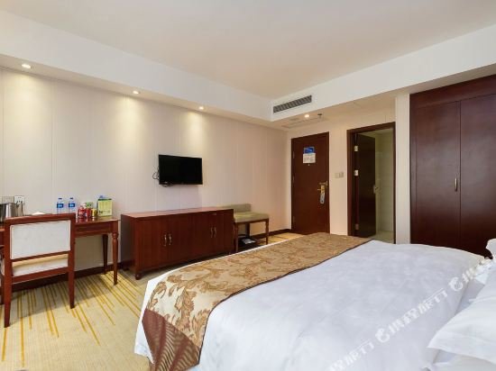 Фото Huijin Holiday Inn