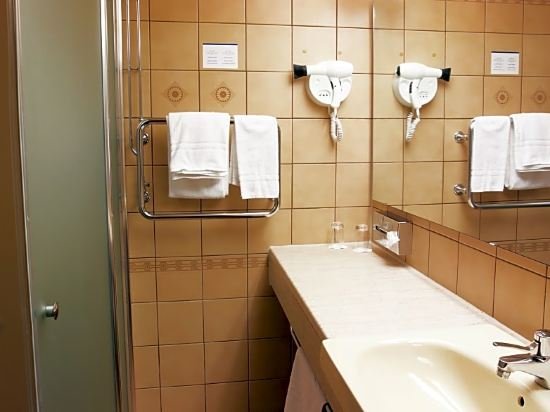 Фото Quality Hotel Royal Corner