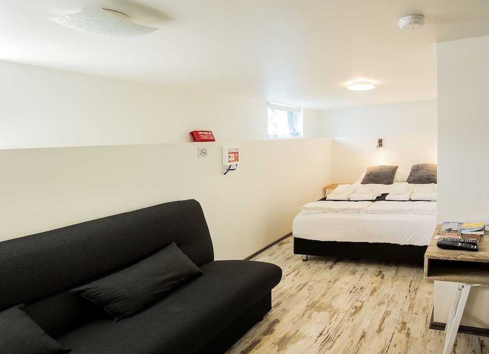 Фото Guesthouse 77