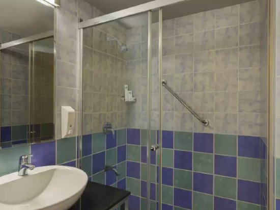 Фото Hometel Roorkee