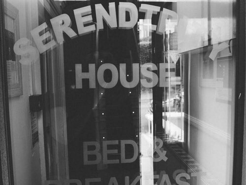 Внешний вид отеля Serendipity House в Деррях, фото 5