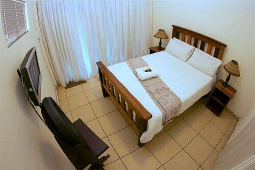 Гостиница The Russel Guesthouse в Порт-Элизабет