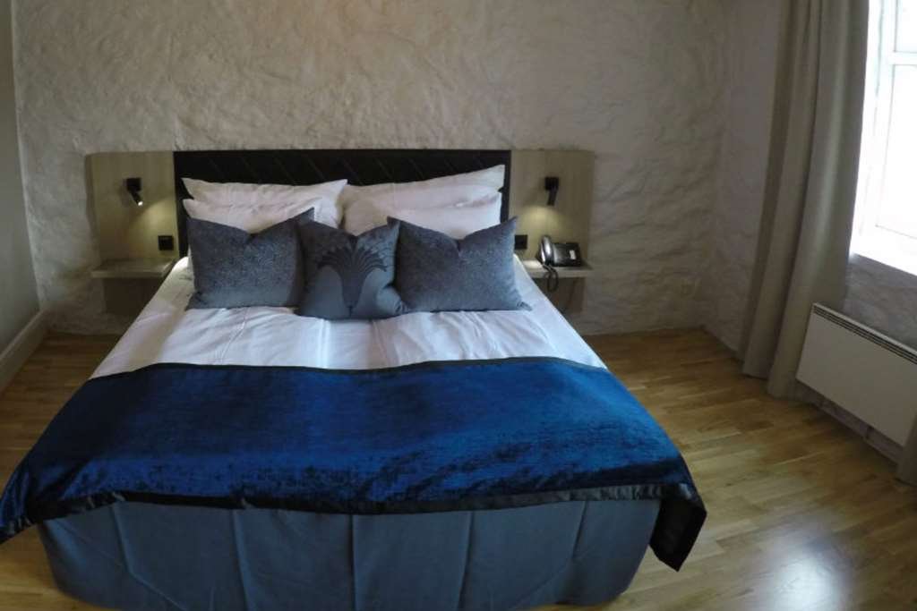 Фото Hotel Brosundet