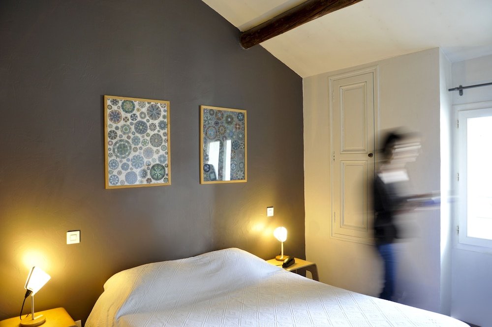 Фото Hôtel Burrhus