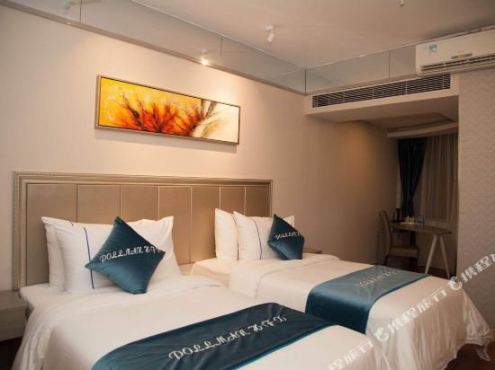 Фото Pollman Hfx Hotel