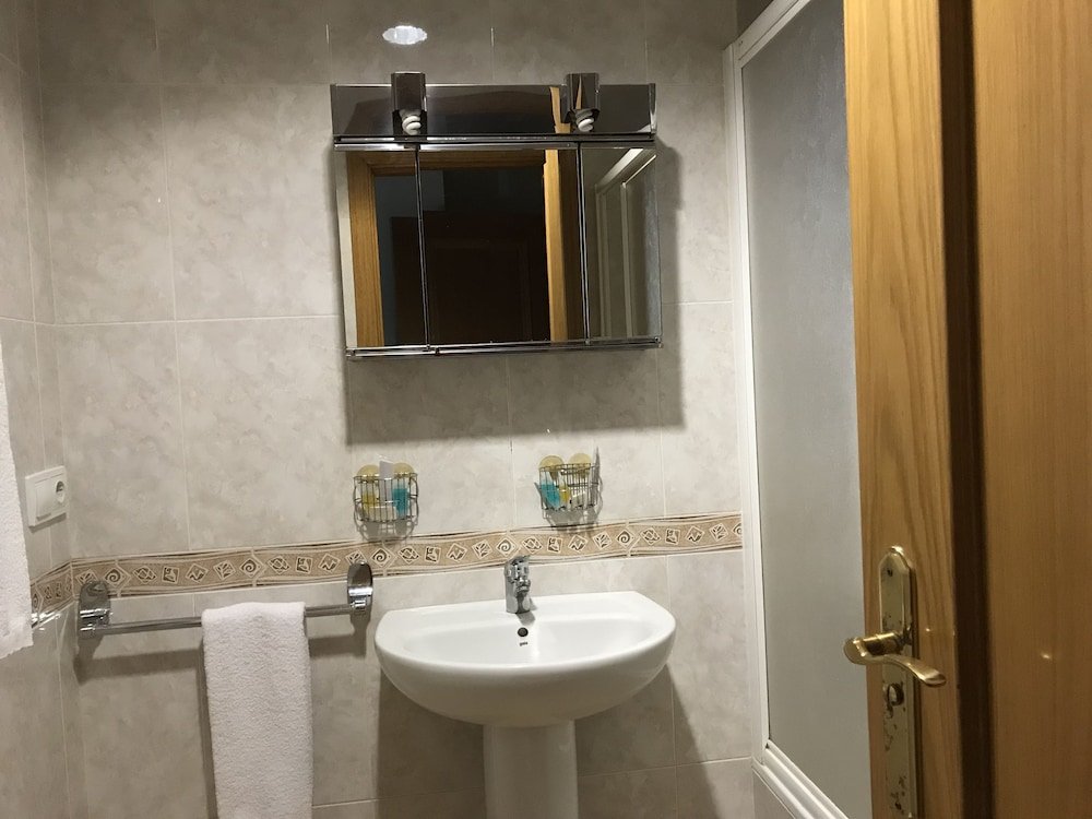 Фото Hostal Julian