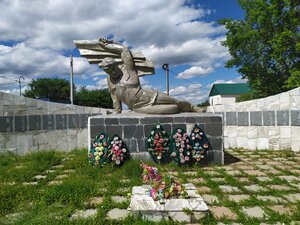 Солдату (Новосибирская область, Убинский район, село Круглоозерное), памятник, мемориал в Новосибирской области