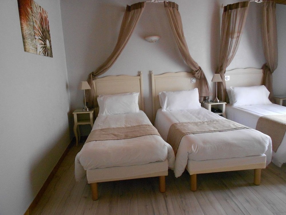 Фото Hôtel Médieval