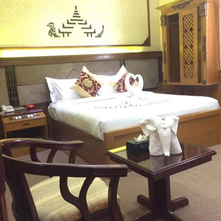 Фото Palace Hotel