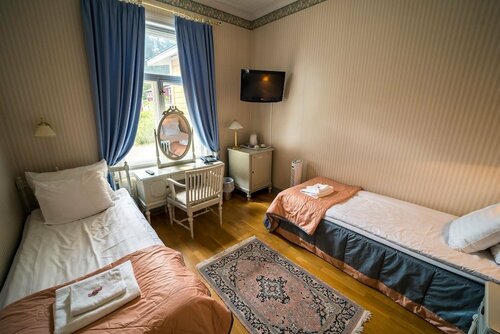 Гостиница Karolineburg Manor House Hotel в Каяани