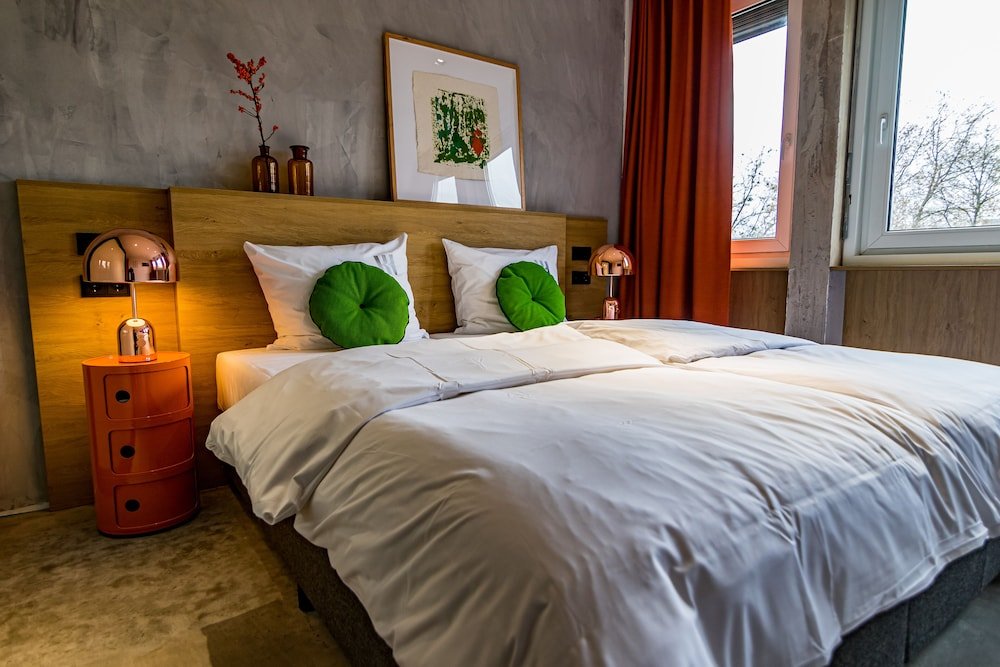 Фото Koncept Hotel International