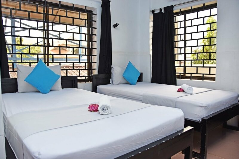 Гостиница Mad Monkey Siem Reap в Сием-Реапе