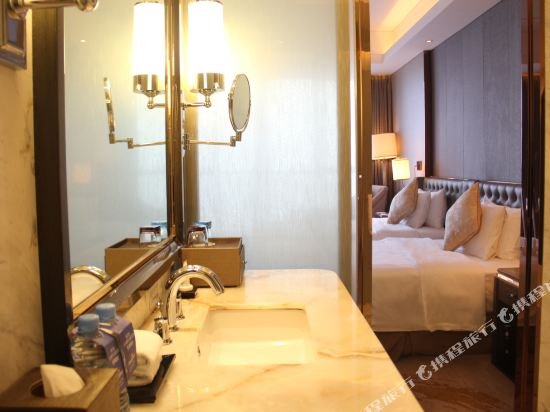 Фото Howard Johnson Tianyu Plaza Yingtan