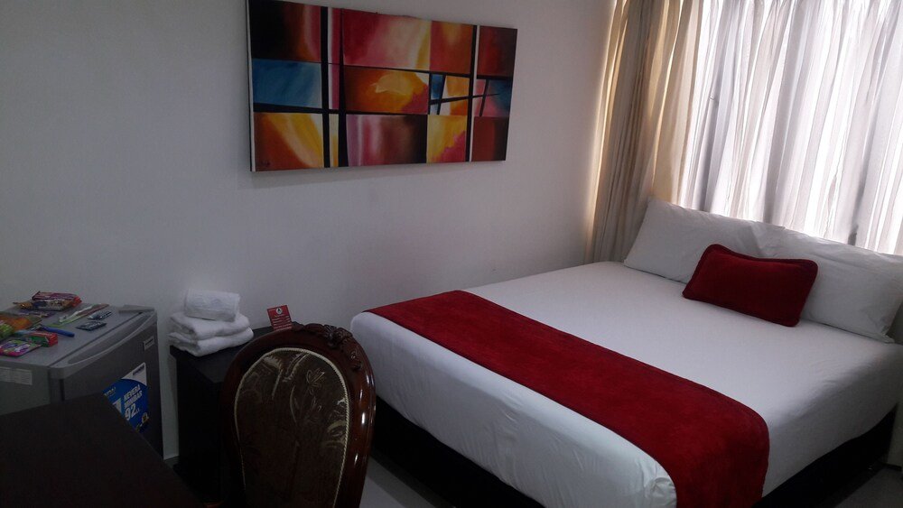 Фото Hotel Cafe Plaza