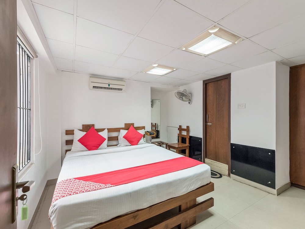 Фото Oyo Flagship 366 Salt Lake City Centre