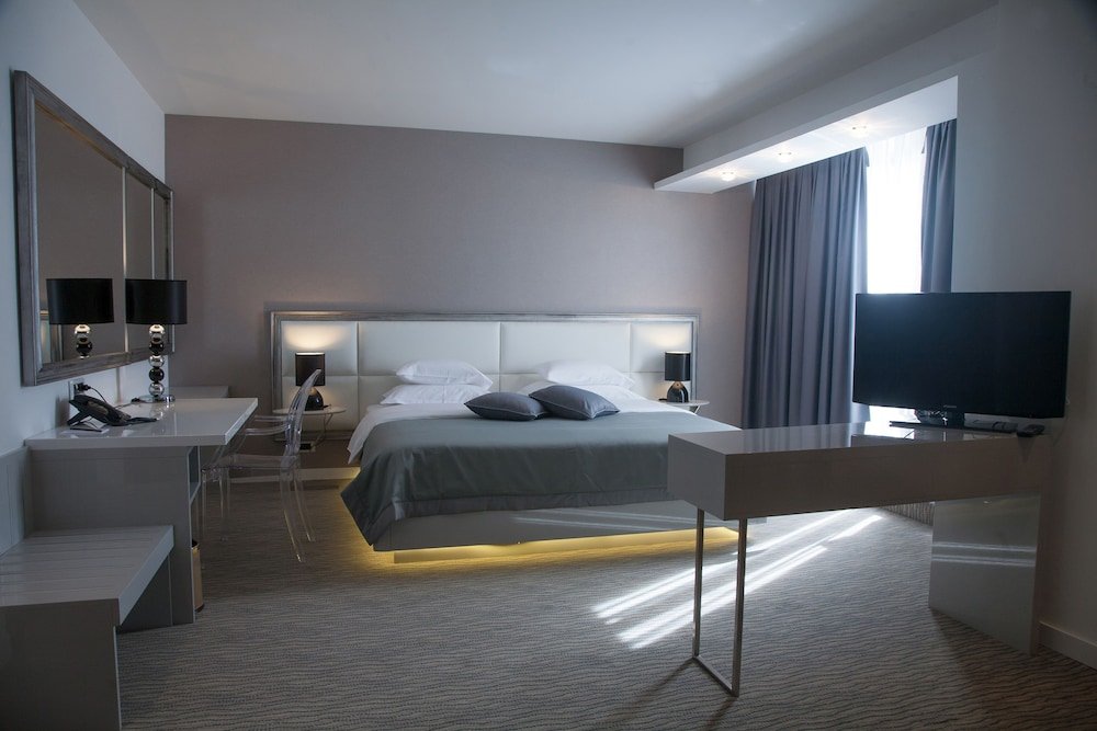 Фото Hotel Aurel