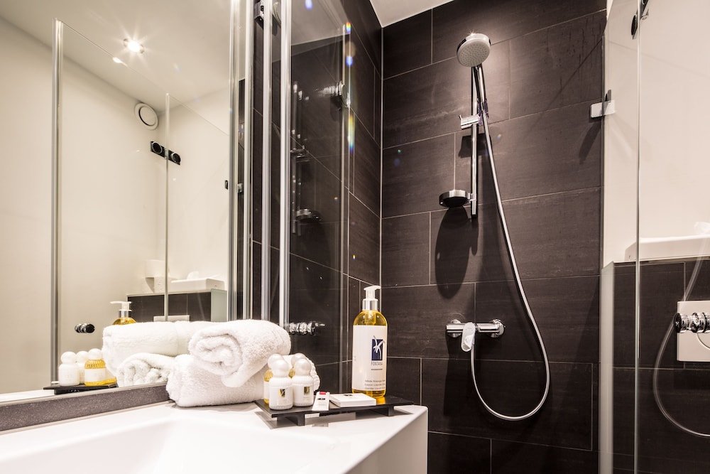 Фото Hotel Garni Sonne