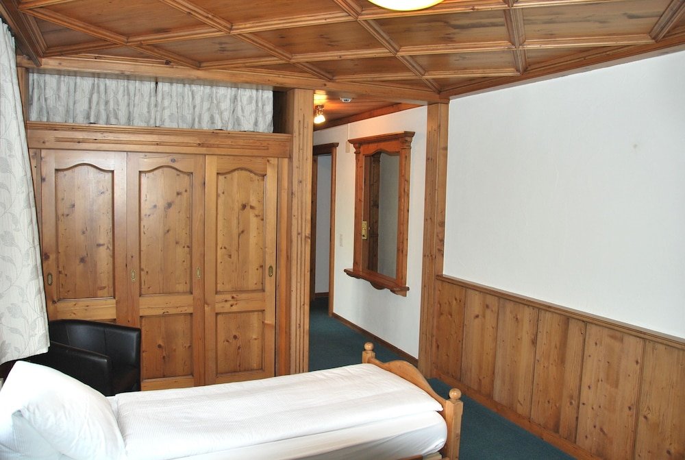 Фото Hotel zum Kreuz