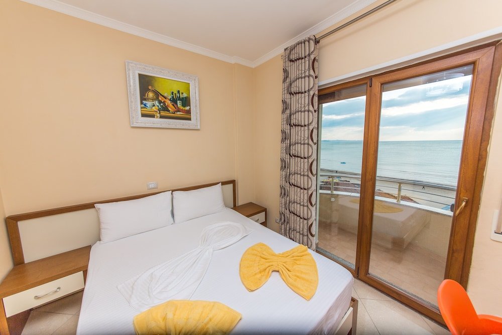 Фото Hotel Vila Misiri