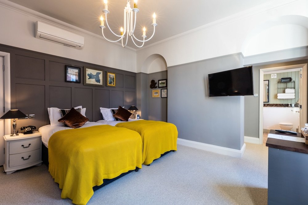 Фото Brewers Inn Hotel