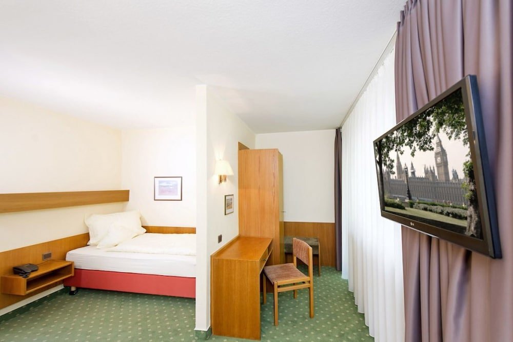 Фото TinyTwice Hotel Bonn