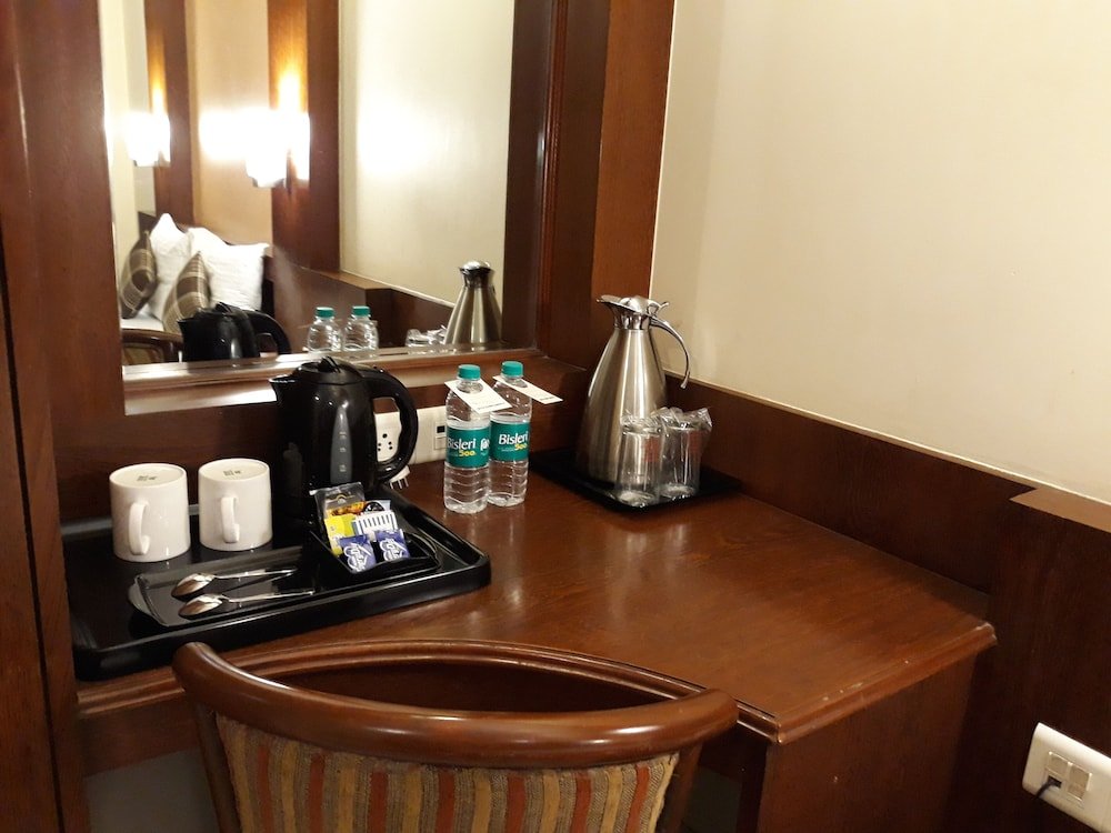 Фото Hotel Shubhangan