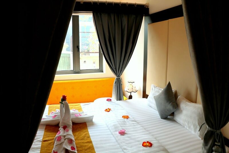 Гостиница Hanoi Family Homestay 2 в Ханое