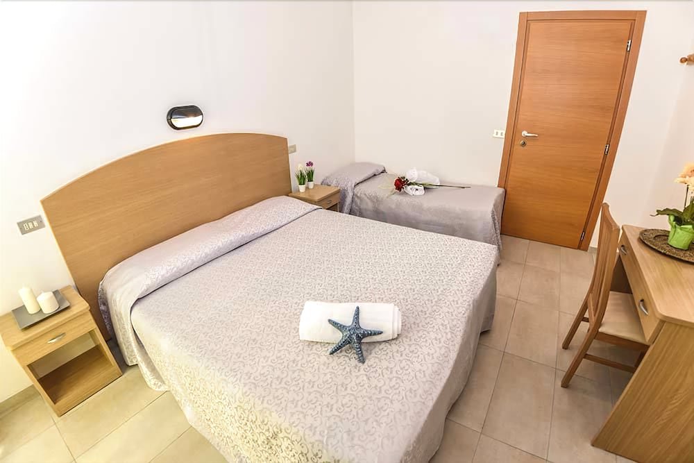 Фото Hotel Italy