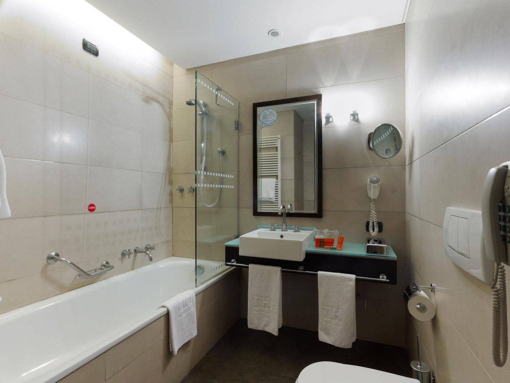 Фото Nh Catania Centro