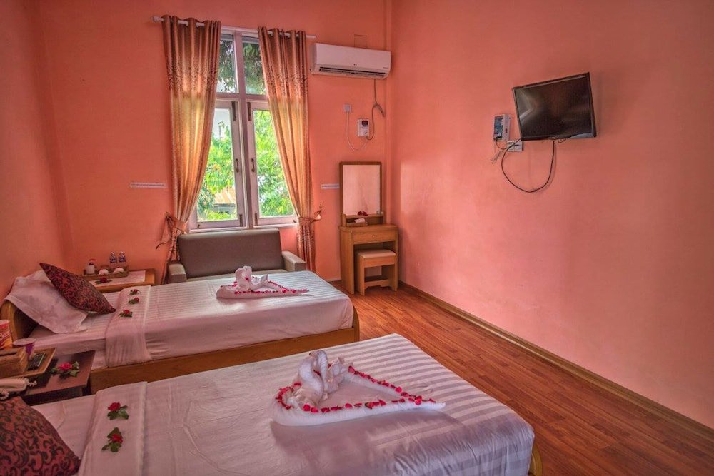 Фото Royal Tulip Hotel