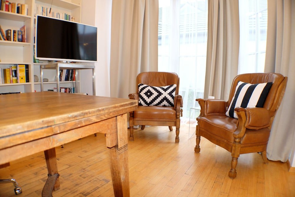 Фото Villa Orchard Frankfurt