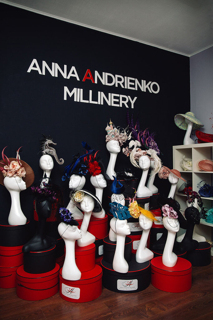 متجر بيع القبعات Anna Andrienko millinery ، سان بطرسبرغ، صورة