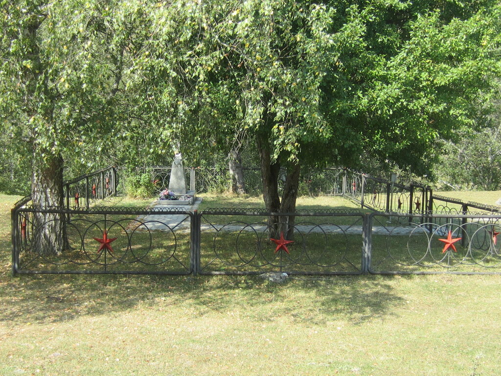 Graves of famous people Юный партизан Дима Юрченко, Karachay‑Cherkess Republic, photo