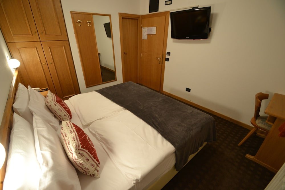 Фото Hotel Piccolo Tibet