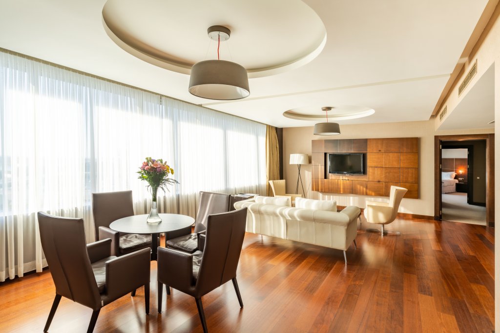 Фото Fly Inn Baku