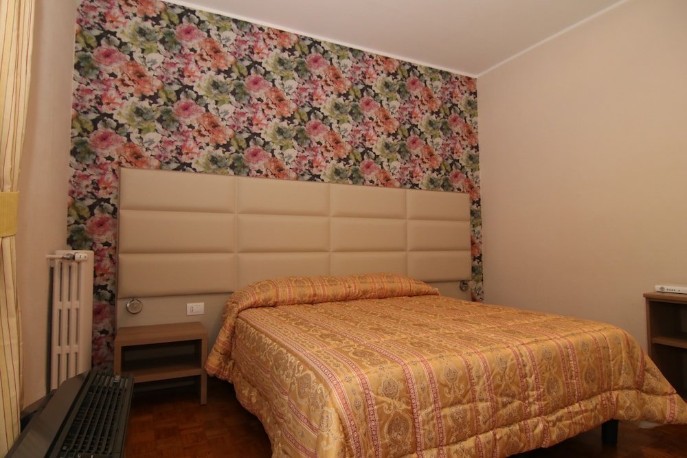 Фото Hotel Ristorante Vittoria