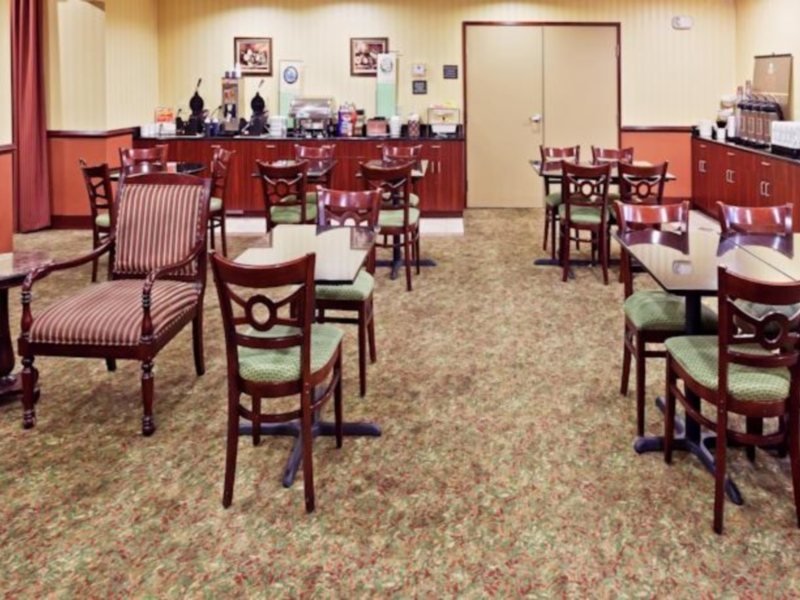 Фото Country Inn & Suites by Radisson, Oklahoma City Airport, Ok