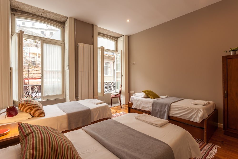 Фото Being Porto Hostel