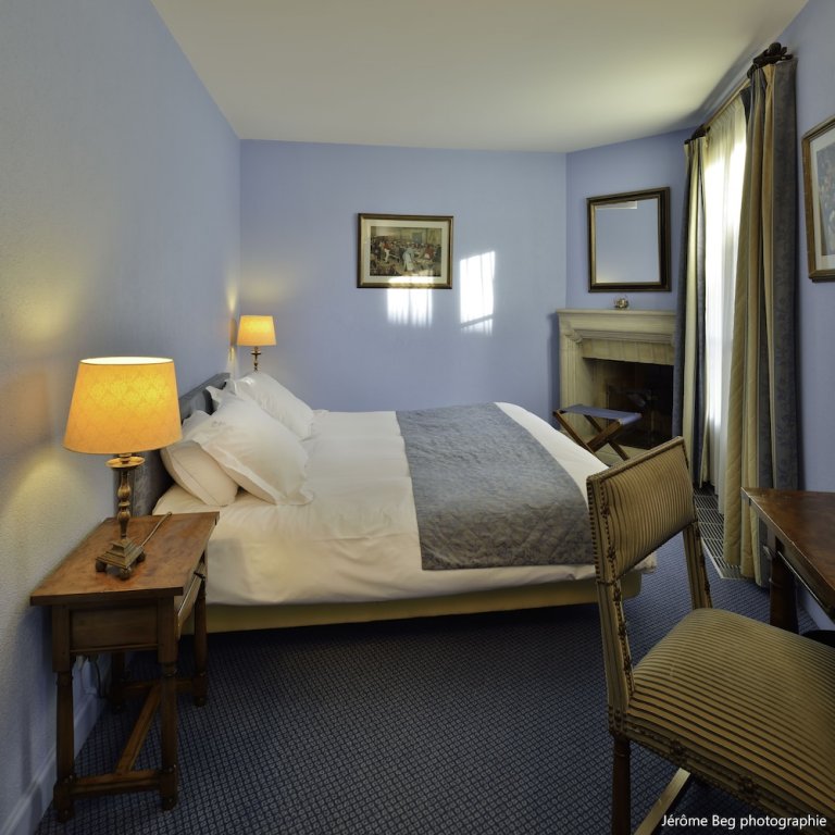 Фото Demeures & Châteaux Hôtel de Greuze