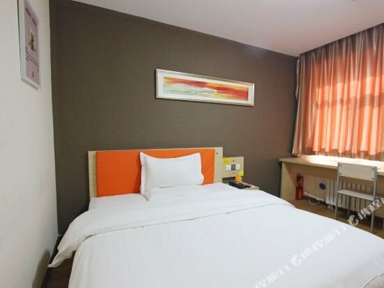 Hotel 7 Days Inn Weihai High-Speed Rail & Bus Station Hotel, Weihai, photo